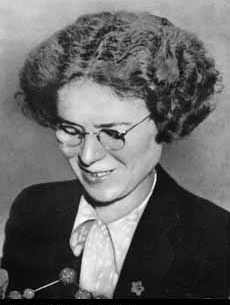 lonsdale_kathleen.jpg photo credit AIP History Center