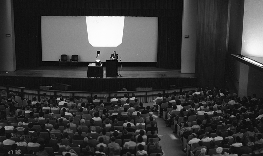 Credit: Los Alamos National Laboratory J. Robert Oppenheimer lectures about the legacy of Niels Bohr at Los Alamos National Laboratory in 1964.