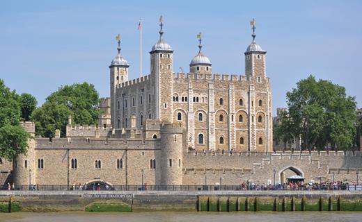 Figure 2. The Tower of London, the location of the Royal Mint during Newton’s time. (Photo by N. H. Fischer/Wikimedia Commons/CC BY-SA 4.0.)