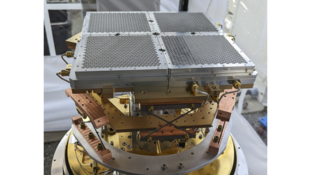 A millimeter-wave photometric camera for long-range imaging through ...